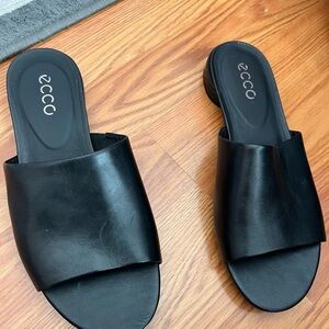 ECCO Women's Black Slide Sandals